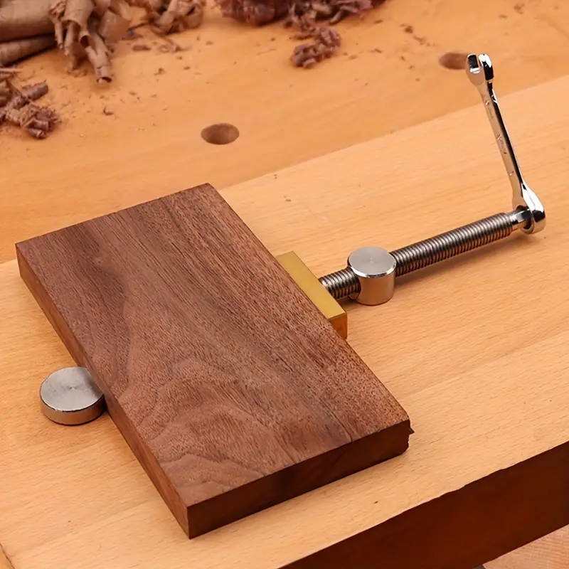 

Extended Woodworking Vise Set with Ratchet Locking Mechanism 19mm 20mm Diameter For Maximum Usability Across Table Holes