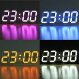 Zegar ścienny cyfrowy LED 3D z budzikiem, zegar stereo USB z wbudowanym czujnikiem światła i funkcjami wyświetlania daty, czasu oraz temperatury