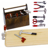 Caixa de madeira em miniatura na escala 1/12 para casa de bonecas com conjunto de ferramentas de metal para brinquedos DIY