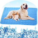 Охлаждающий коврик для домашних животных - кровать для собак и кошек. Материал - шелк. Матрас с ледяной подушкой. Подходит для маленьких щенков и животных.