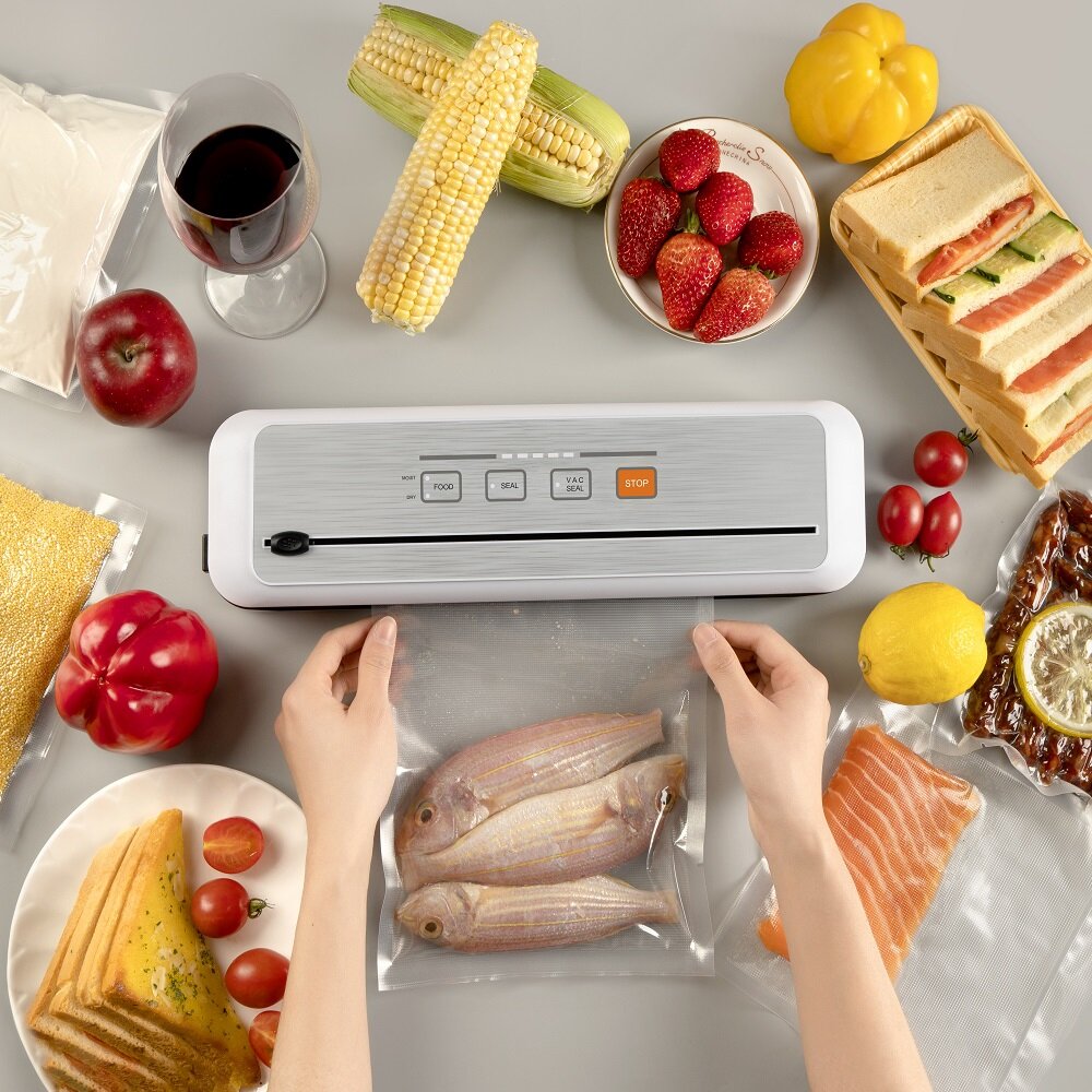 LOSKII Food Vacuum Sealer Machine Touch Screen One Key Operation Strong Suction Preservation Vacuum Lock Fresh Moisture