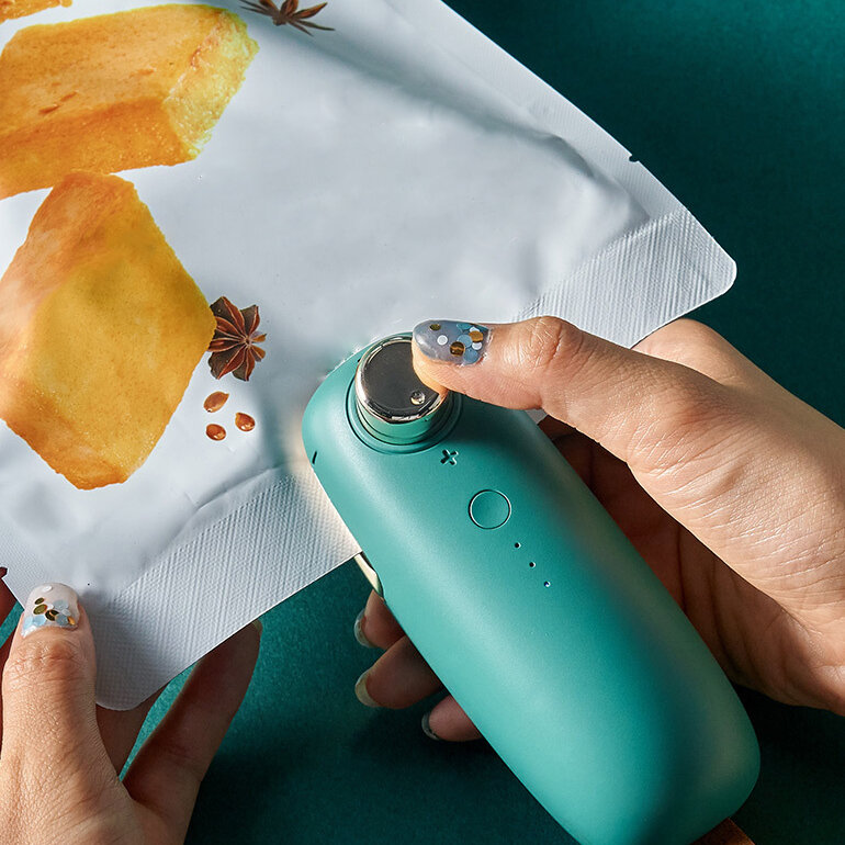 F3 Pro Taşınabilir El Tipi Mini Çanta Mühürleyici Kablosuz Isı Mühürleyici Mutfak Mühürleme Makinesi Çip Çantaları, Plastik Gıda Saklama Çantaları için.