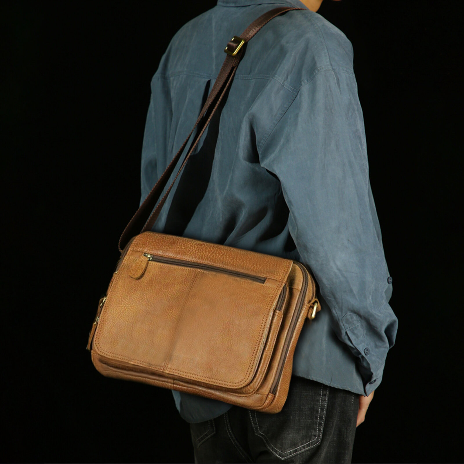 Menico Men Artificial Leather Vintage Zipper Design Crossbody Bag Retro Large Capacity Bag