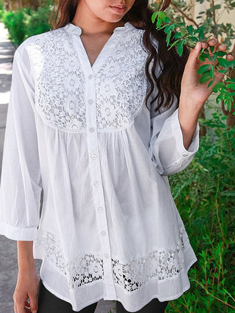 

Блуза с кружевной вставкой и пуговицами спереди, с рукавом 3/4 и V-образным вырезом