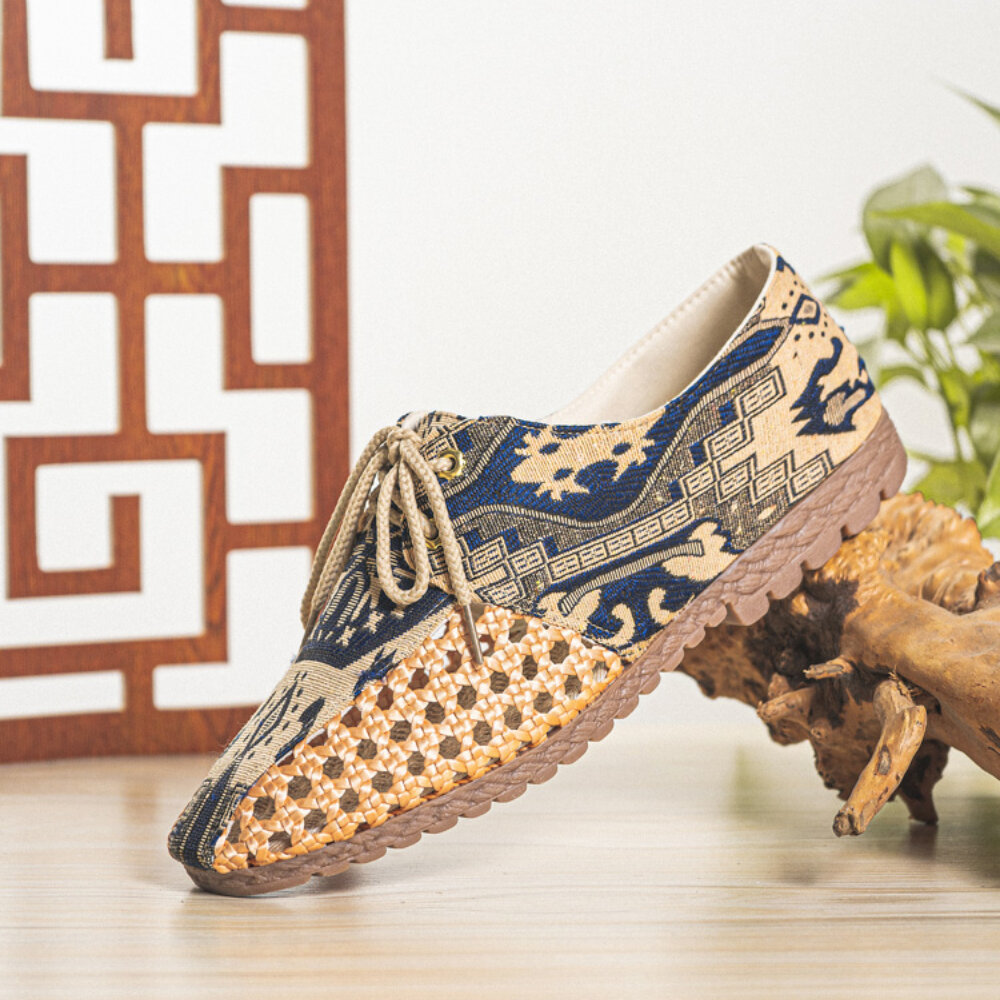 Men Hollow Out Woven Breathable Non Slip Chinese Style Pattern Casual Canvas Shoes