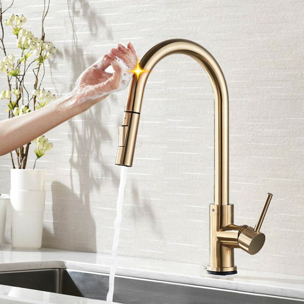 Brushed Gold Stainless Steel Kitchen Sink Faucets Mixer 360 ° Rotation Smart Touch Sensor Pull Out Hot Cold Water Mixer