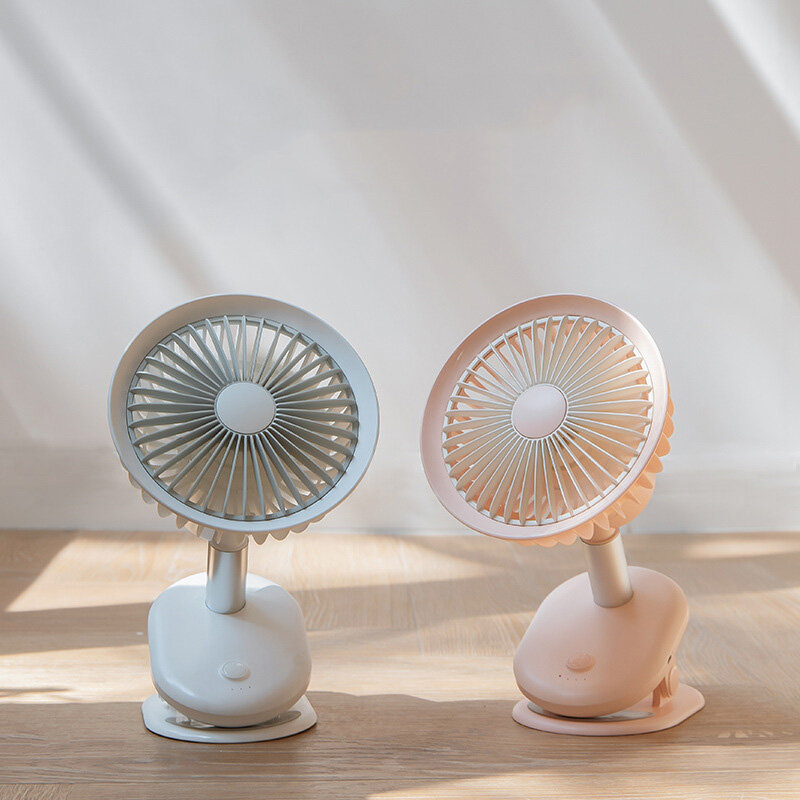 

Portable Mini Clip Fan USB Charging Desktop Shaking Fan 360° Rotation Low Noise for Home Office Stroller Student Dormito