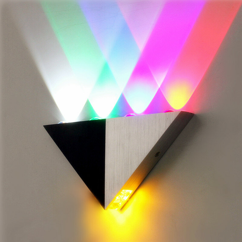 Multi-Color Driehoek 5W LED Wall Sconce Lamp Omhoog & Omlaag Binnenverlichting