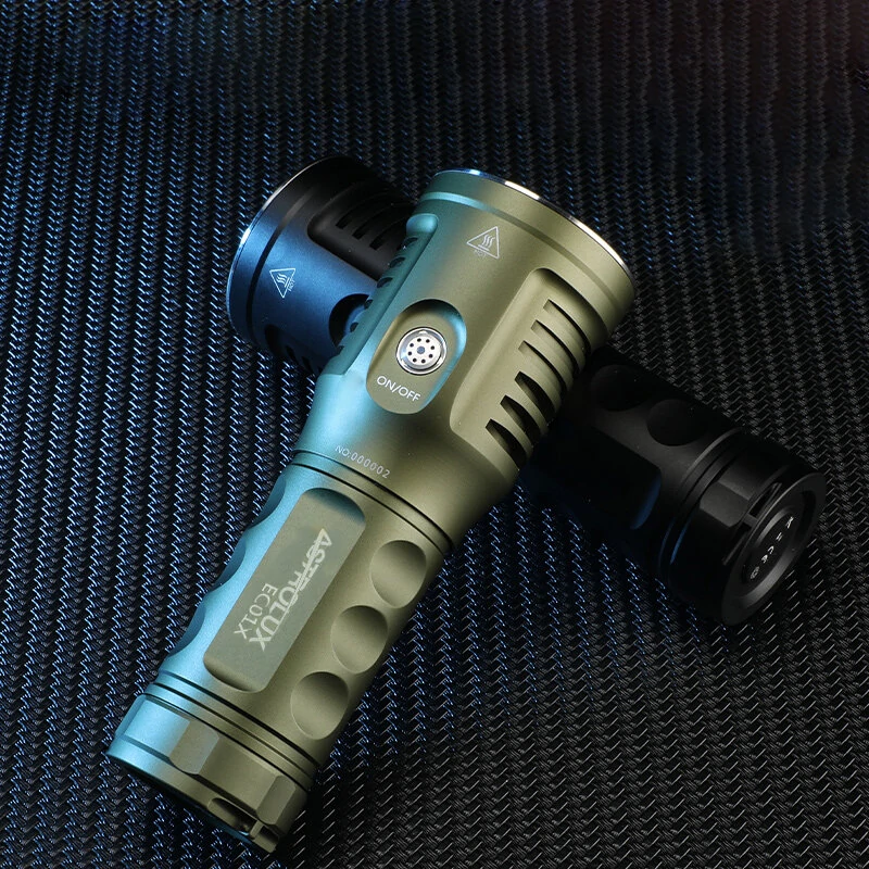 Astrolux EC01X Flashlight - you can even see it from the moon!