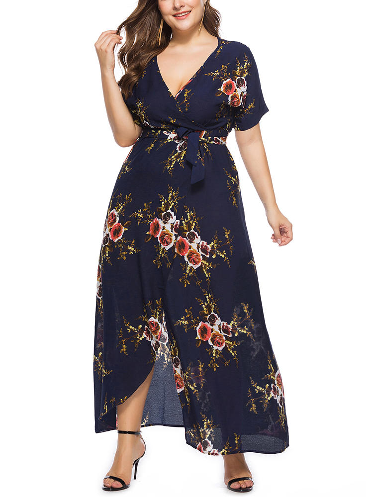 plus size bohemian floral print v-neck short sleeve dress at Banggood