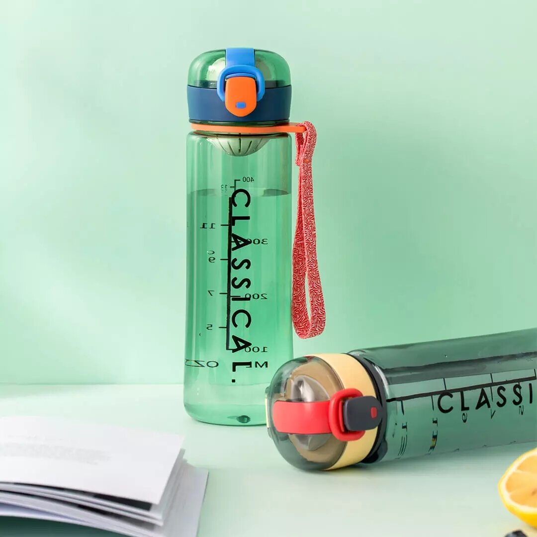 Butelka na wodę Jordan & Judy o pojemności 500 ml bez BPA z blokującą klapką flip-flop, szczelna i odporna na kurz, kolorowa butelka sportowa na kemping i podróże