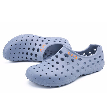men's footwear for rainy season